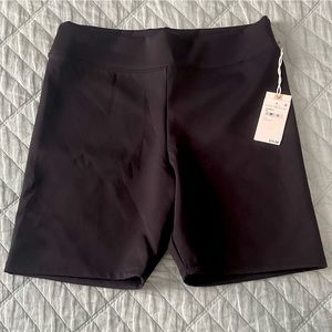 Good American Sculpt Bike Shorts